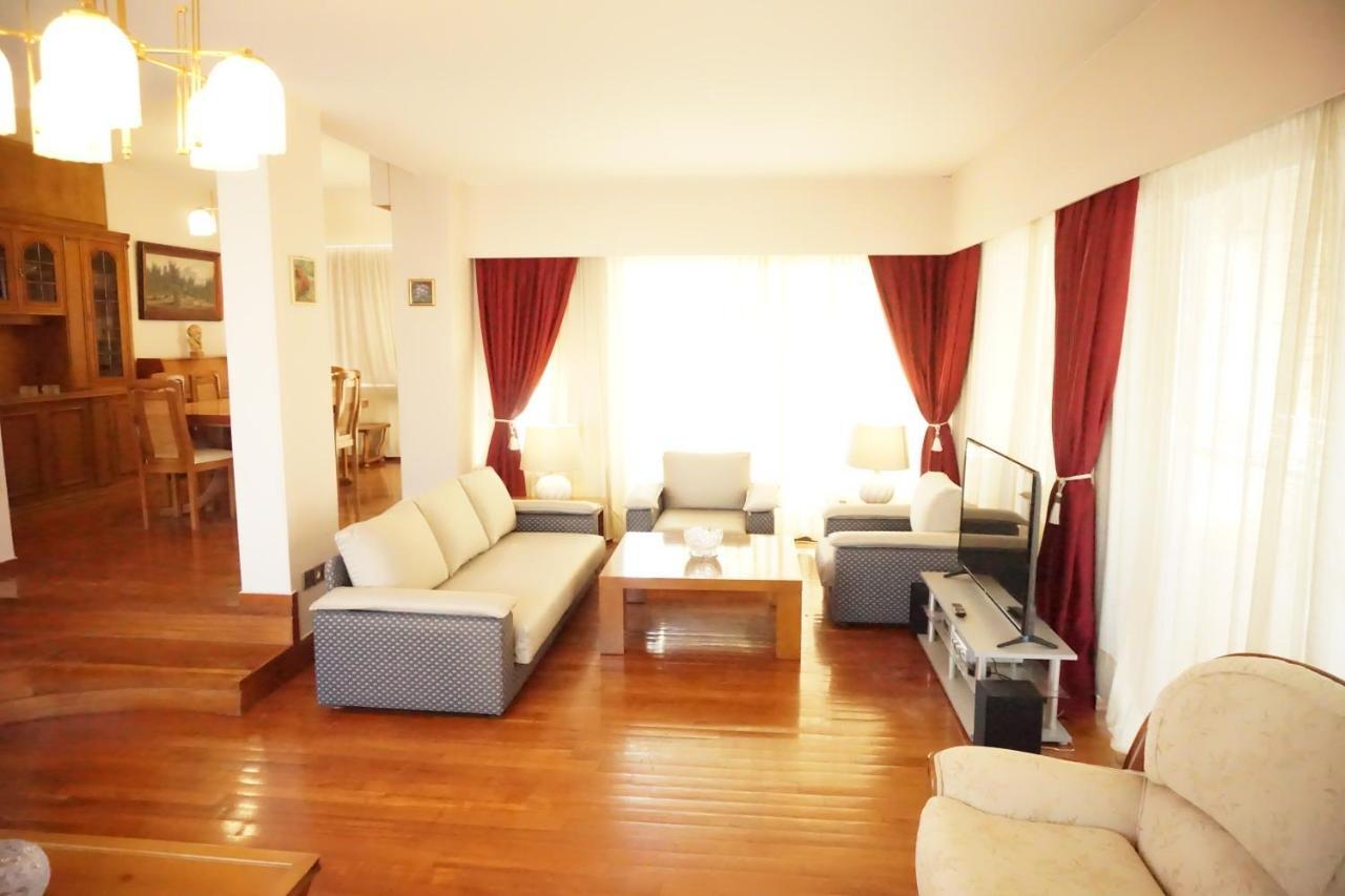 Luxury Athenian Riviera Apartment 135 Sqm At Voula Esterno foto