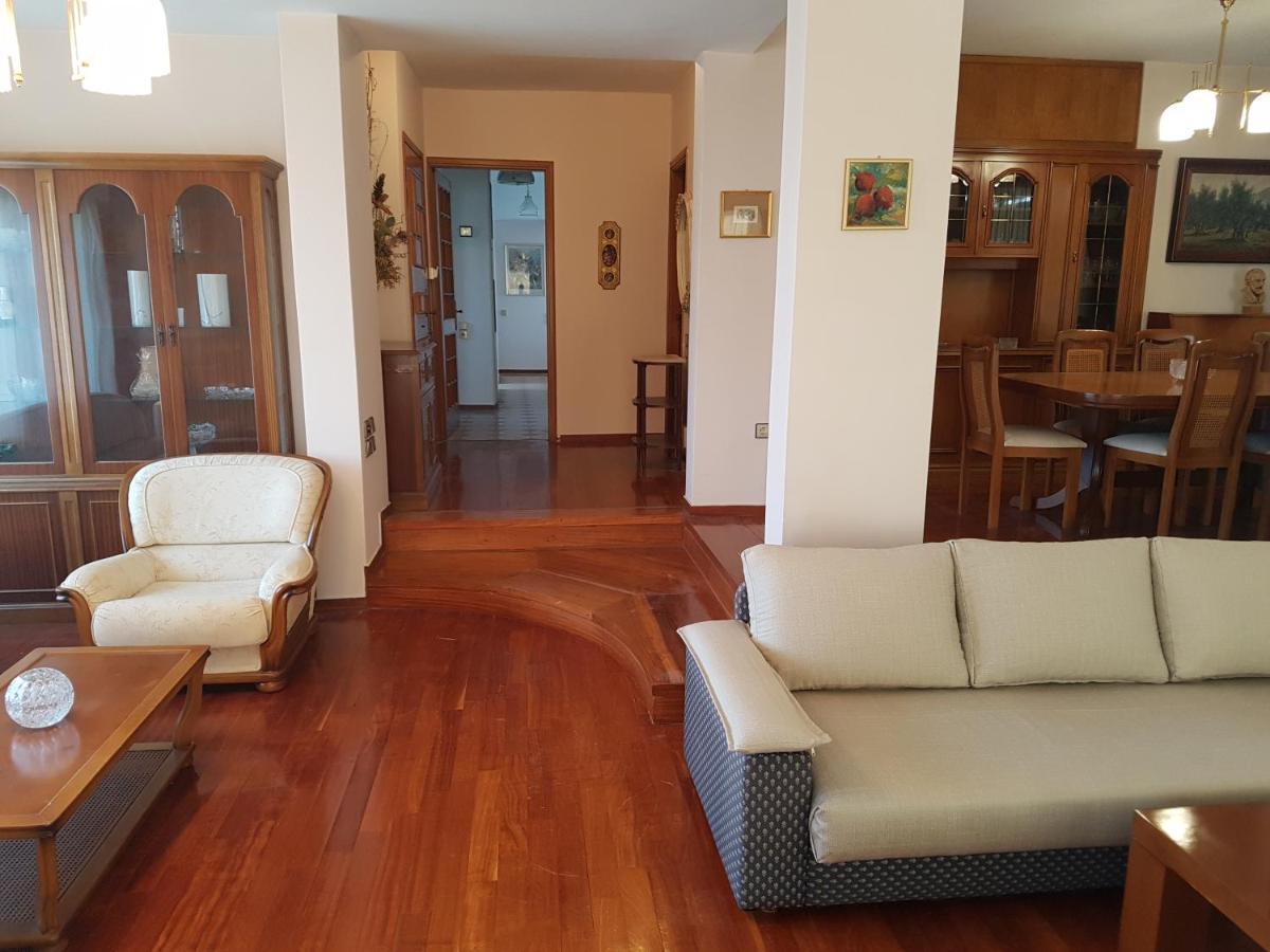 Luxury Athenian Riviera Apartment 135 Sqm At Voula Esterno foto